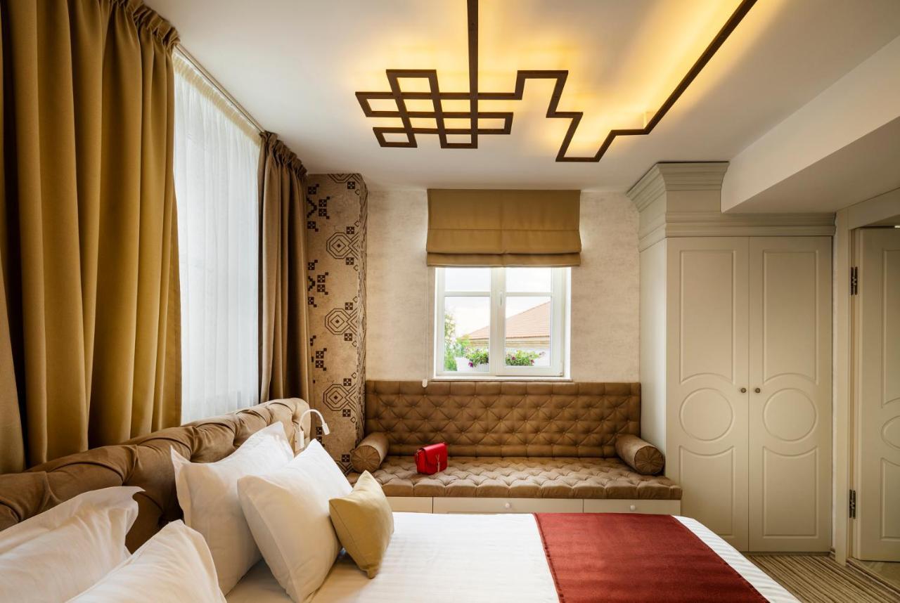 Premium King Room King Bed City View Non-Smoking