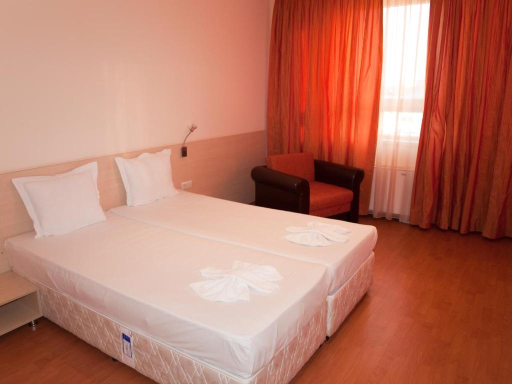 Habitación Doble Superior con parking seguro gratuito