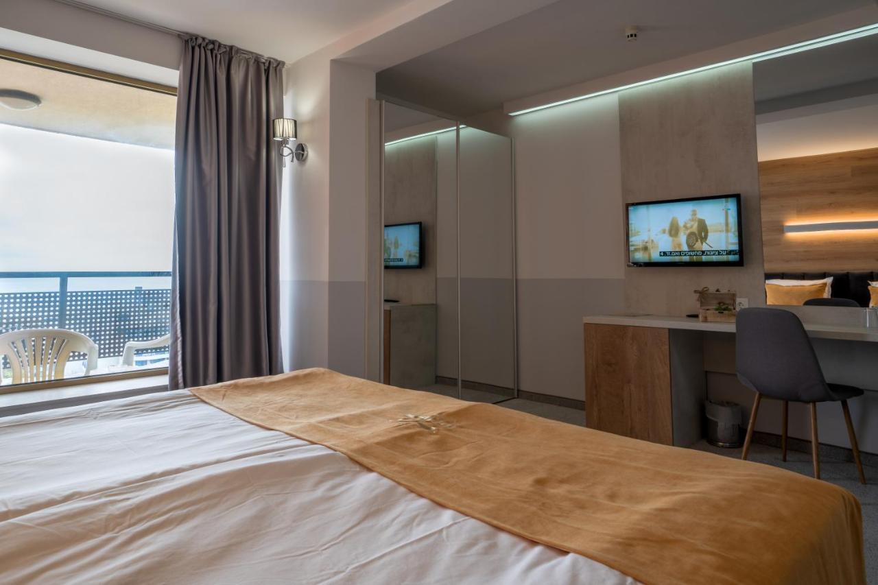 Standard Double or Twin Room with Sea View