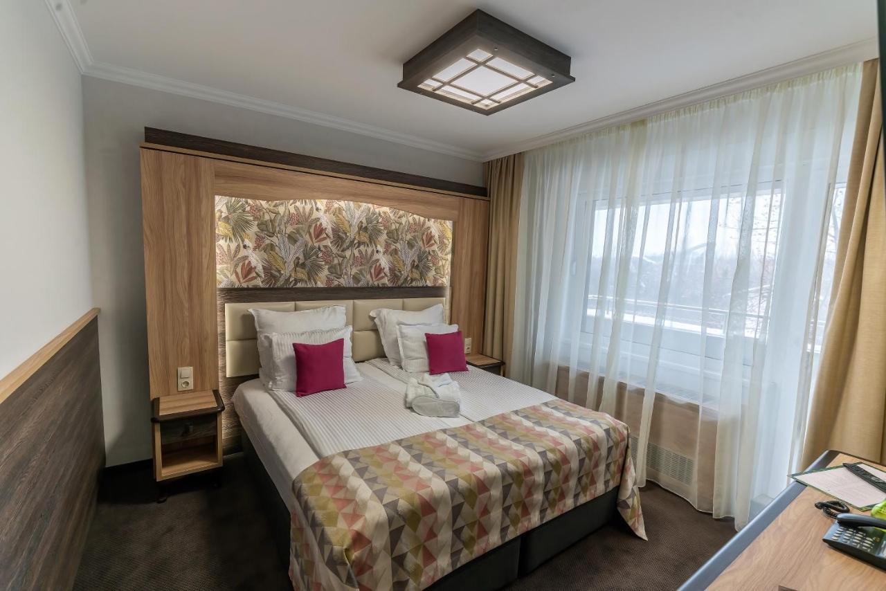 Business Apartment with Garden View,1087329304:JPEG