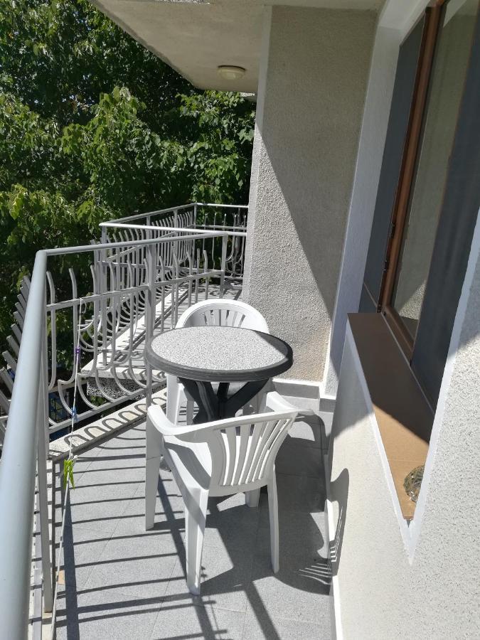 Cameră dublă Deluxe cu balcon
