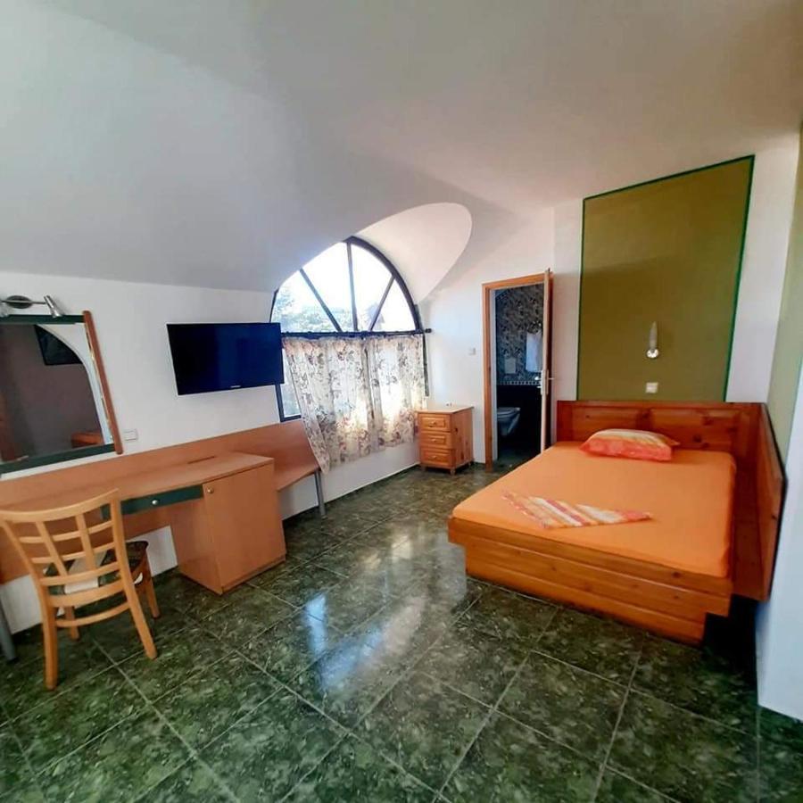 Suite with Balcony
