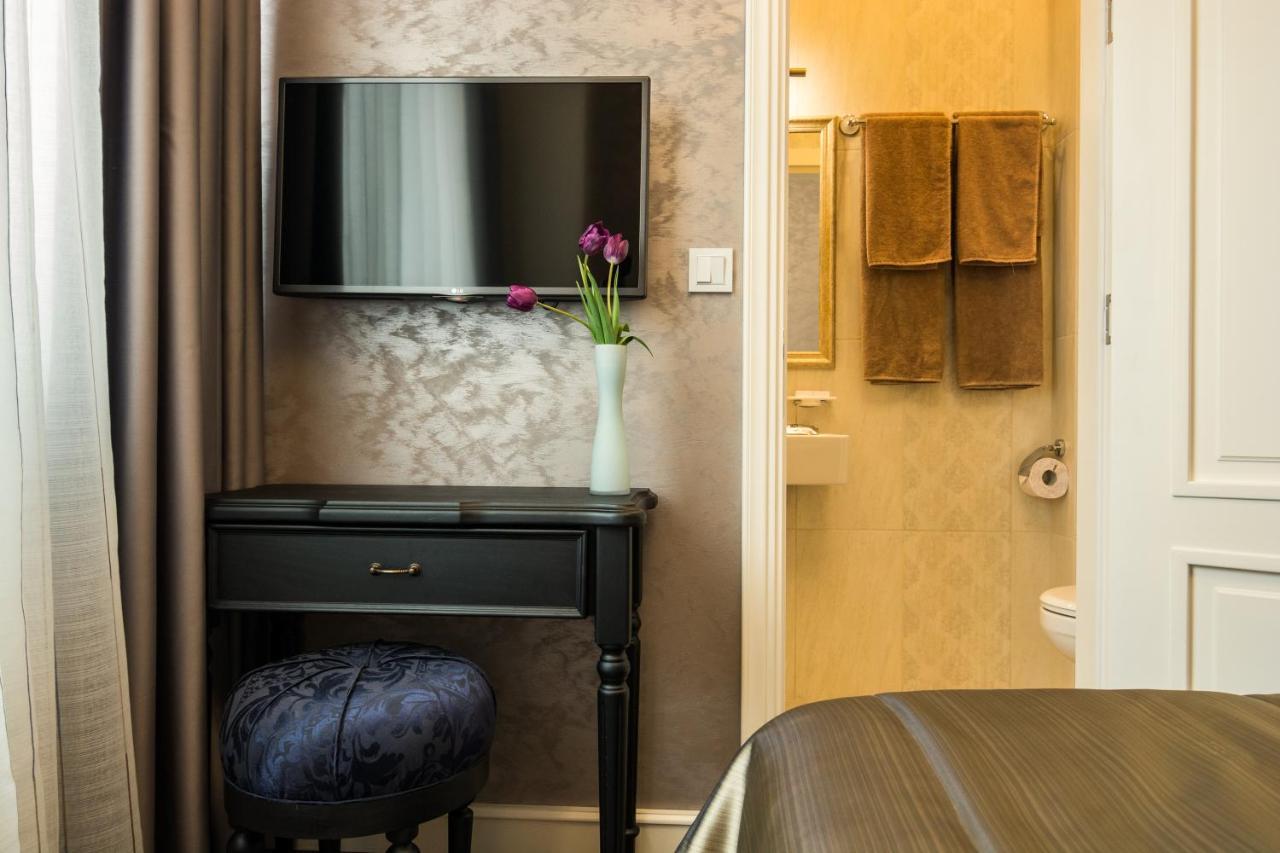Superior Single Room