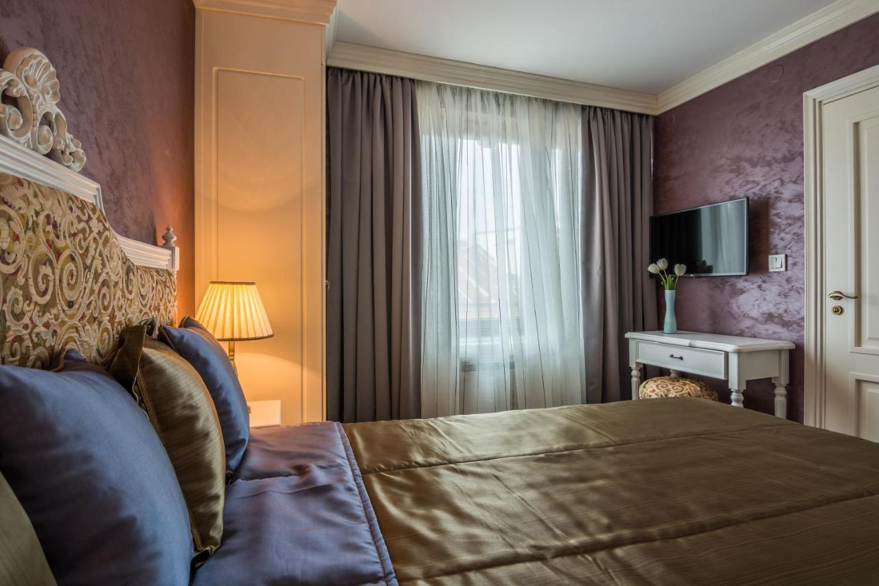 Superior Single Room
