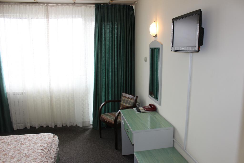 Single Room,68130413:JPEG