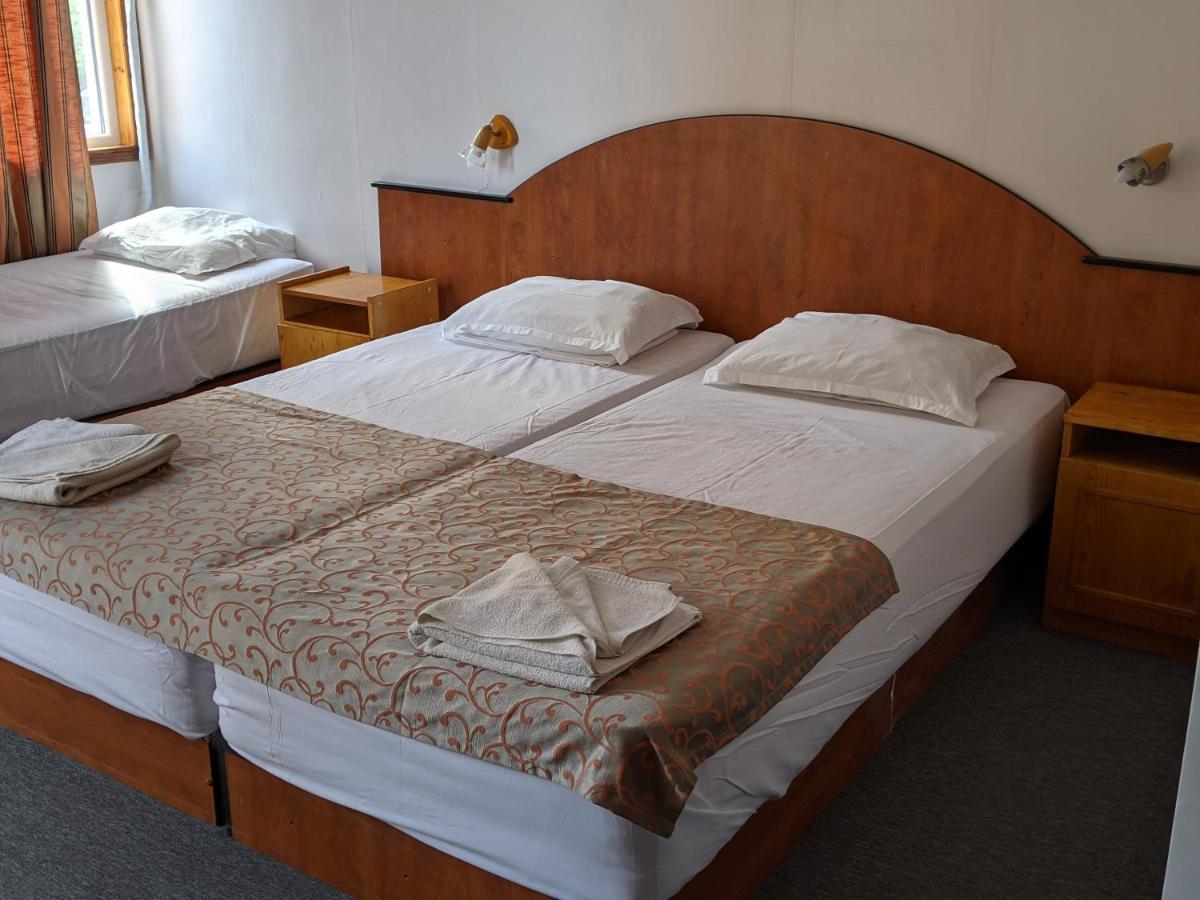 Cameră dublă sau twin cu balcon