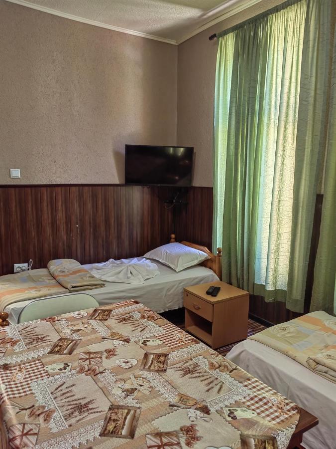 Basic Triple Room