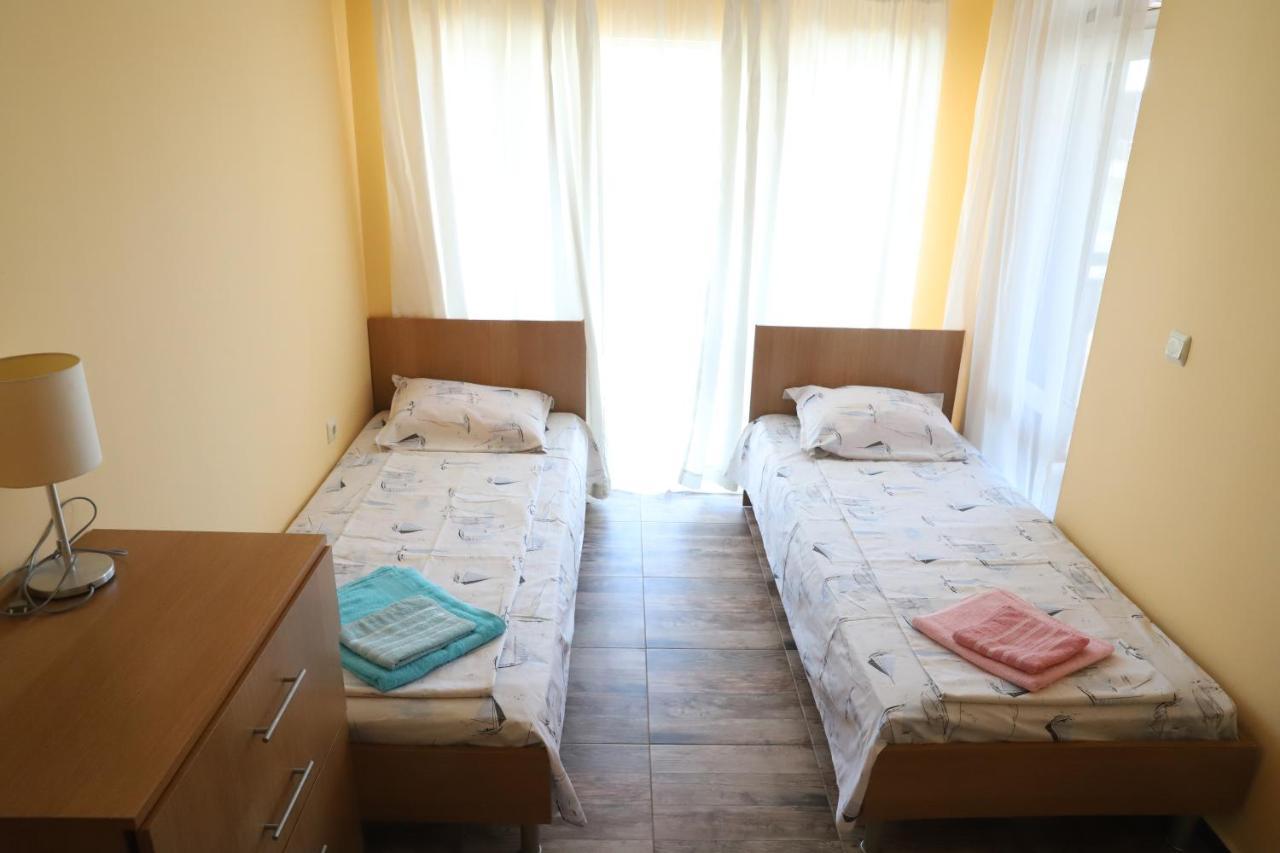 Two-Bedroom Apartment,1248160960:JPEG