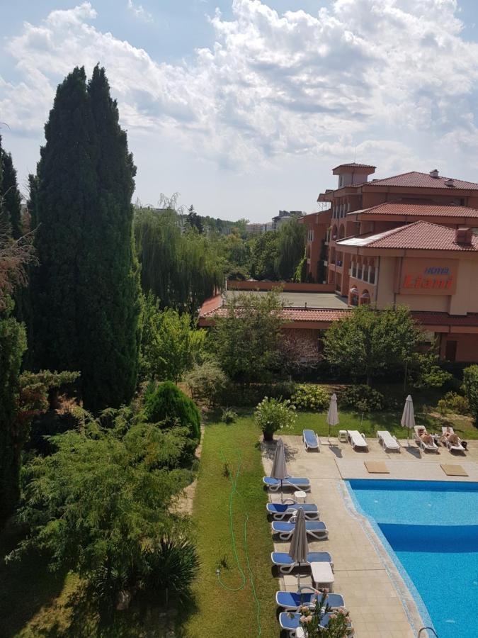 Double or Twin Room Garden View