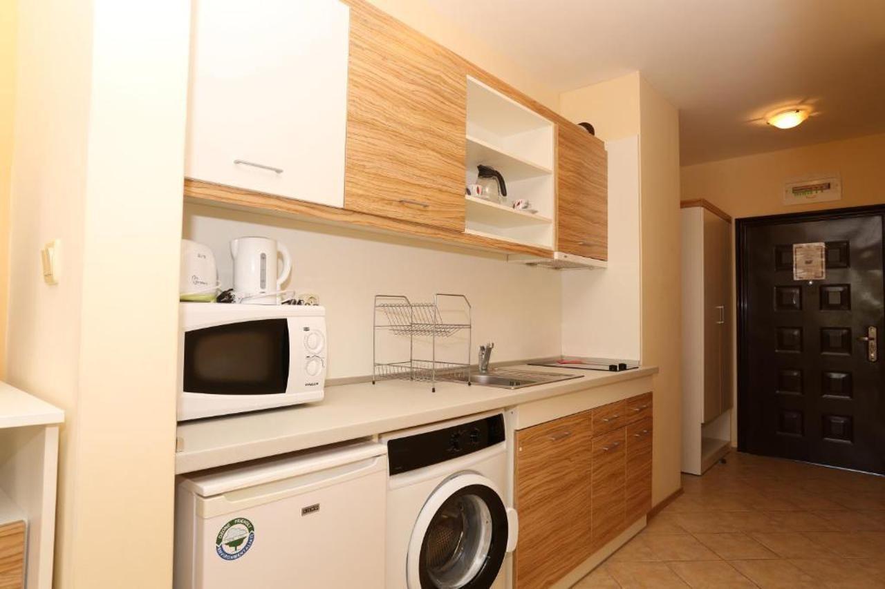 Studio cu balcon (2 adulţi)