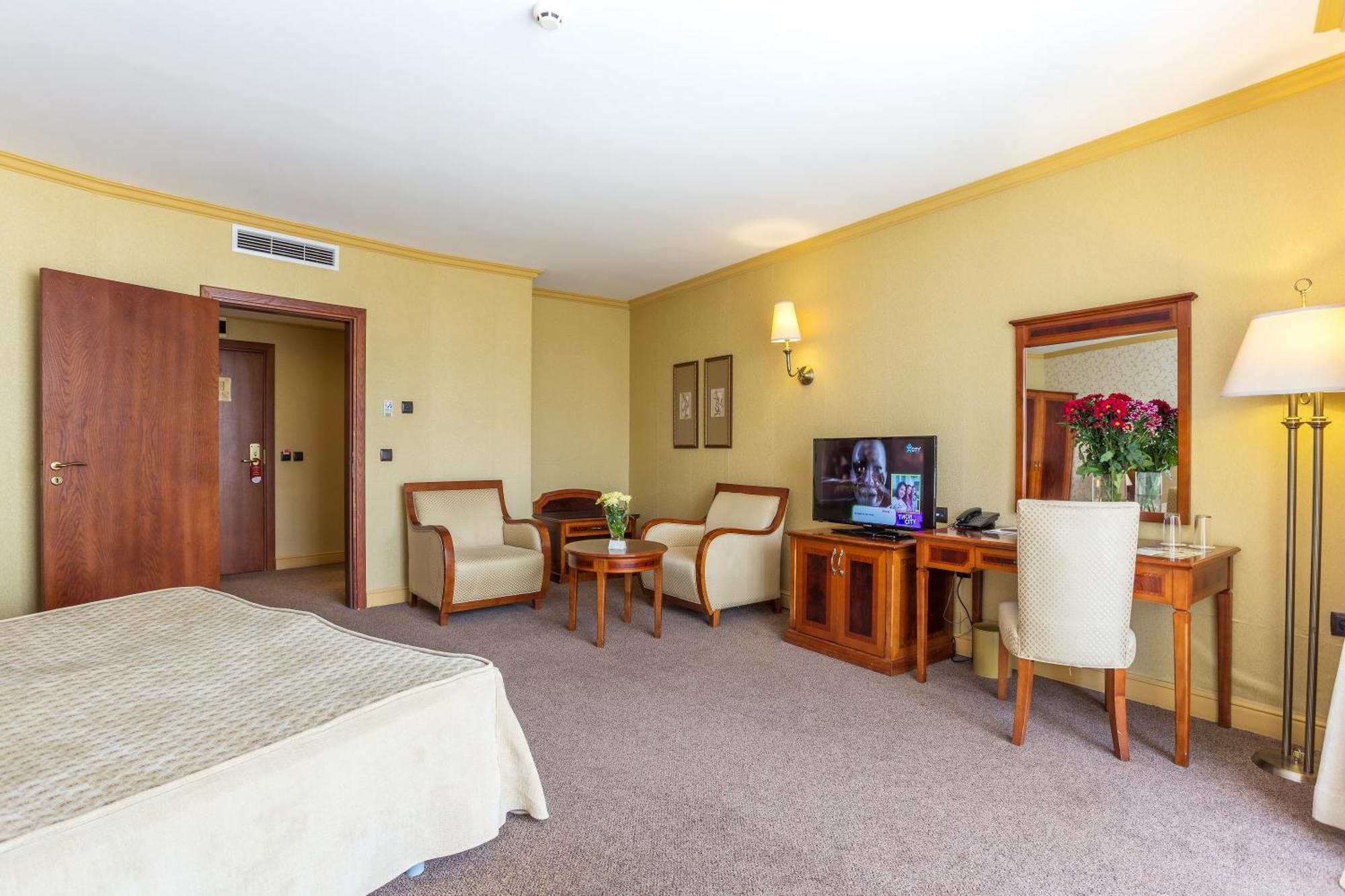 Superior Double or Twin Room with Balcony