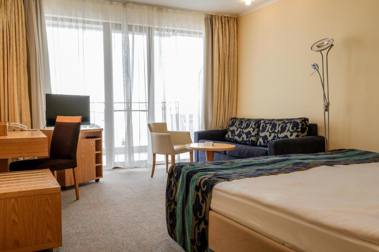 Superior Double Room Balcony Sea View
