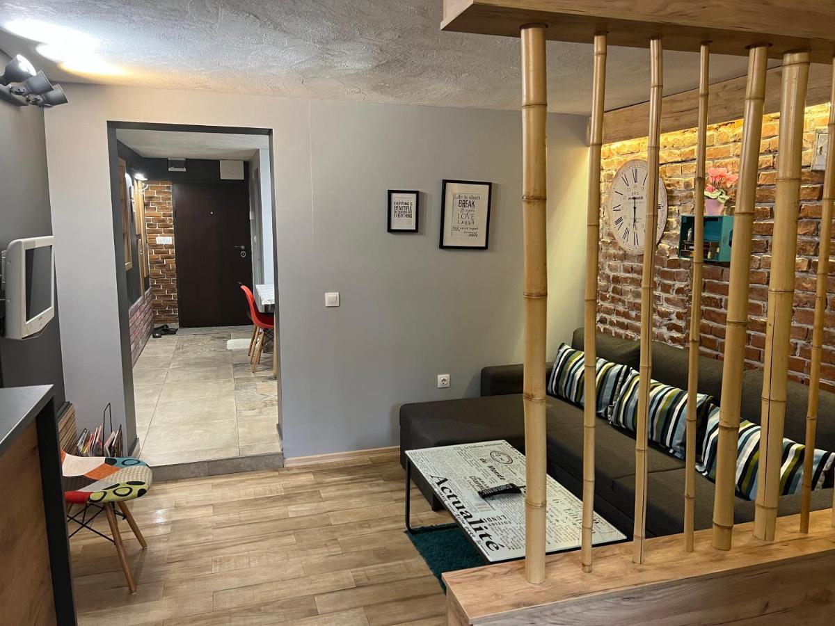 Studio Apartment