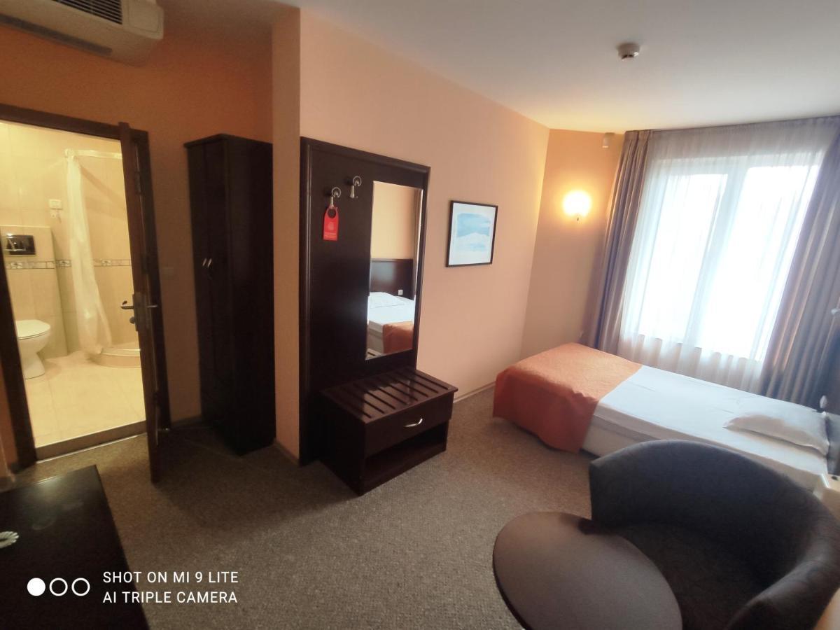 Standard Single Room