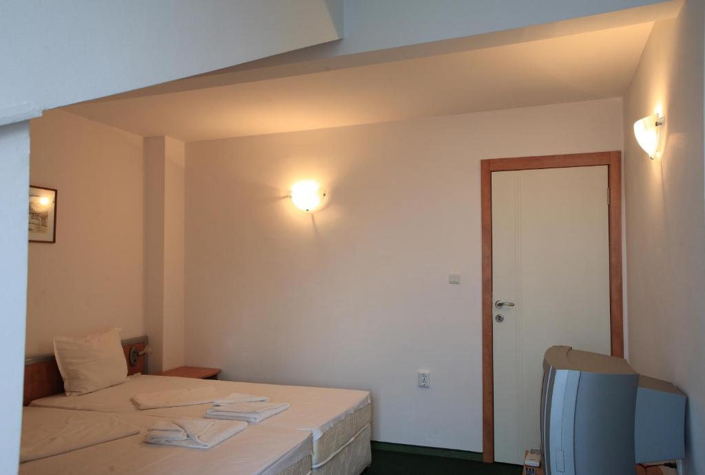 Cameră triplă cu balcon