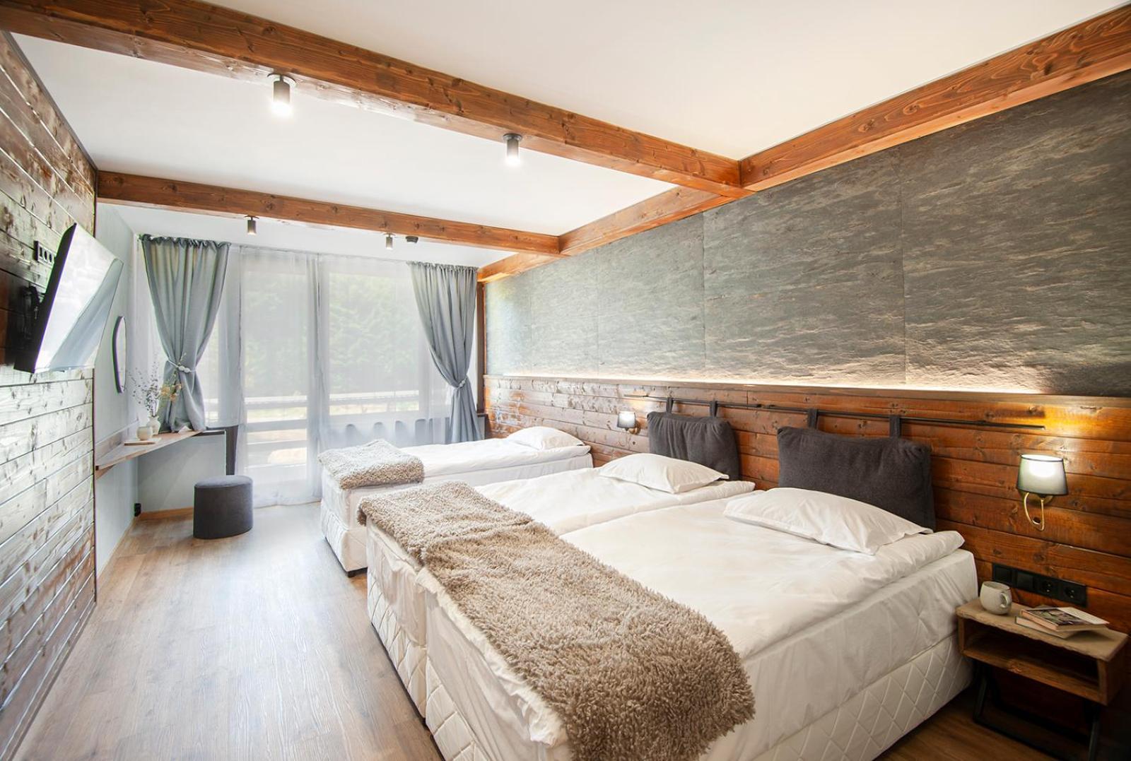 Deluxe Double or Twin Room with Balcony,1679577016:JPEG