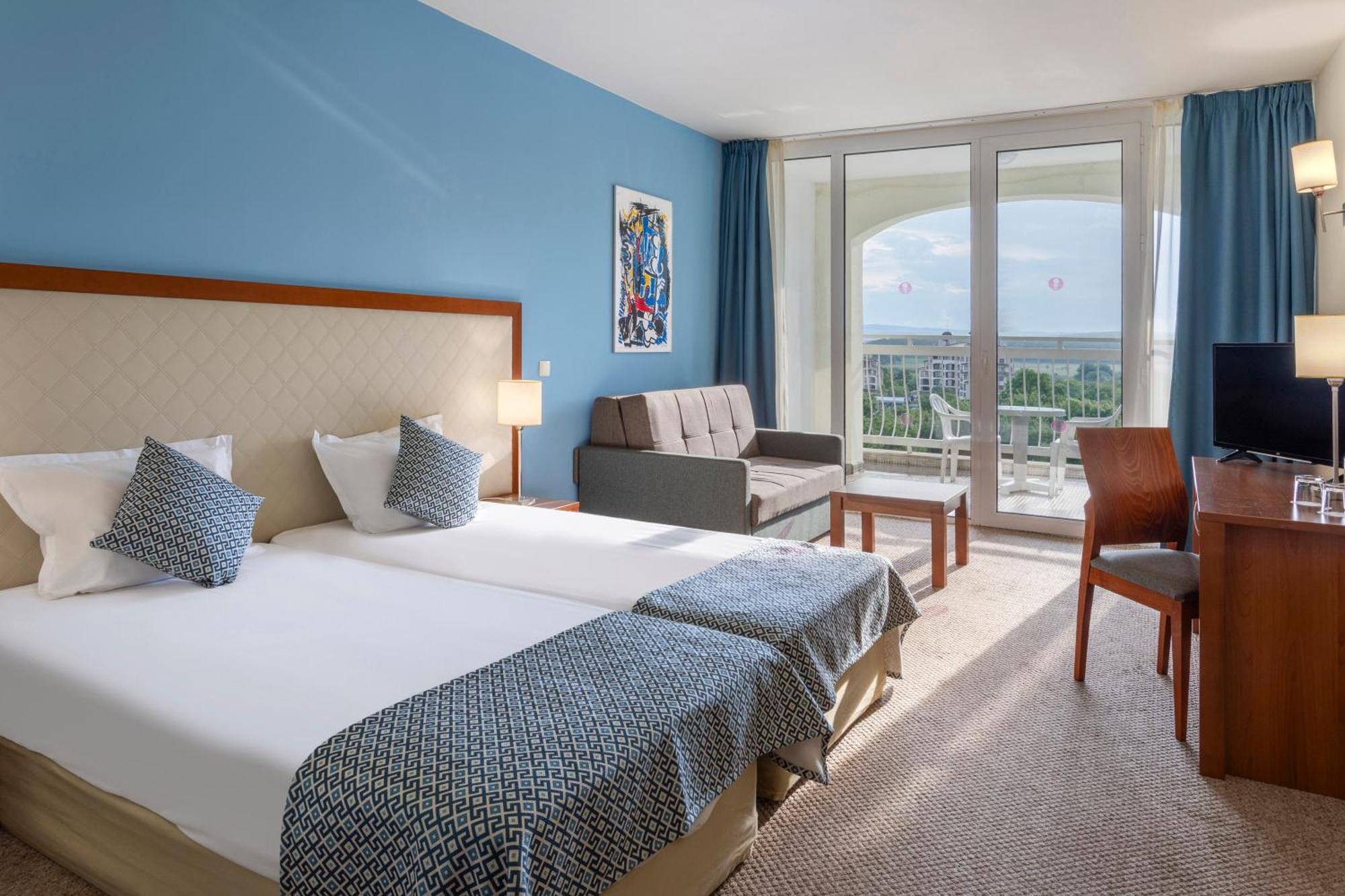 Standard Twin Room Park View