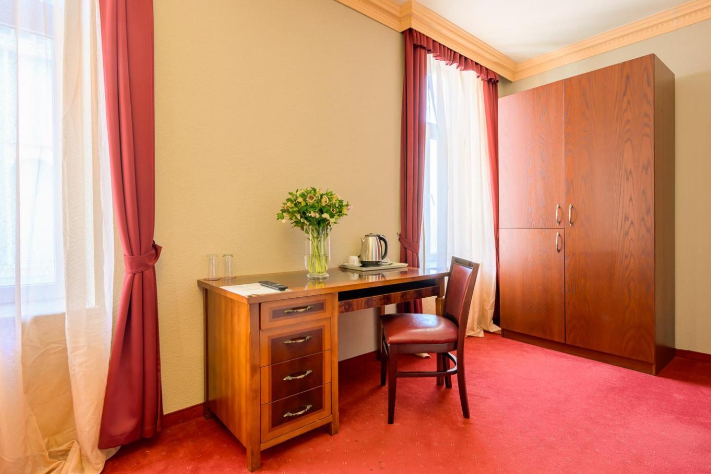 Economy Twin Room