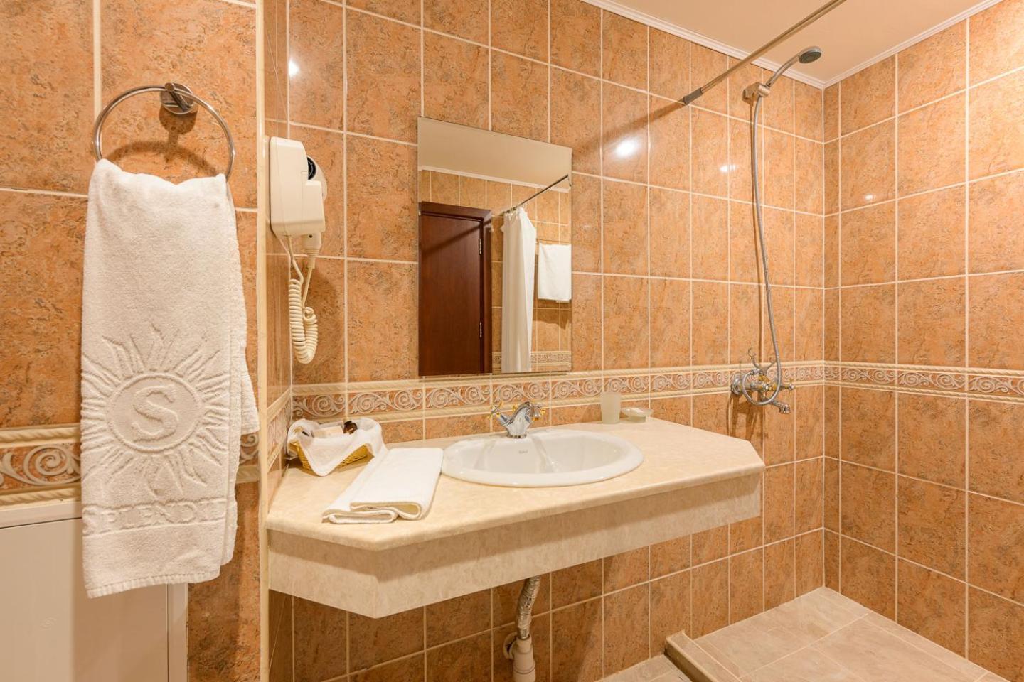 Economy Twin Room