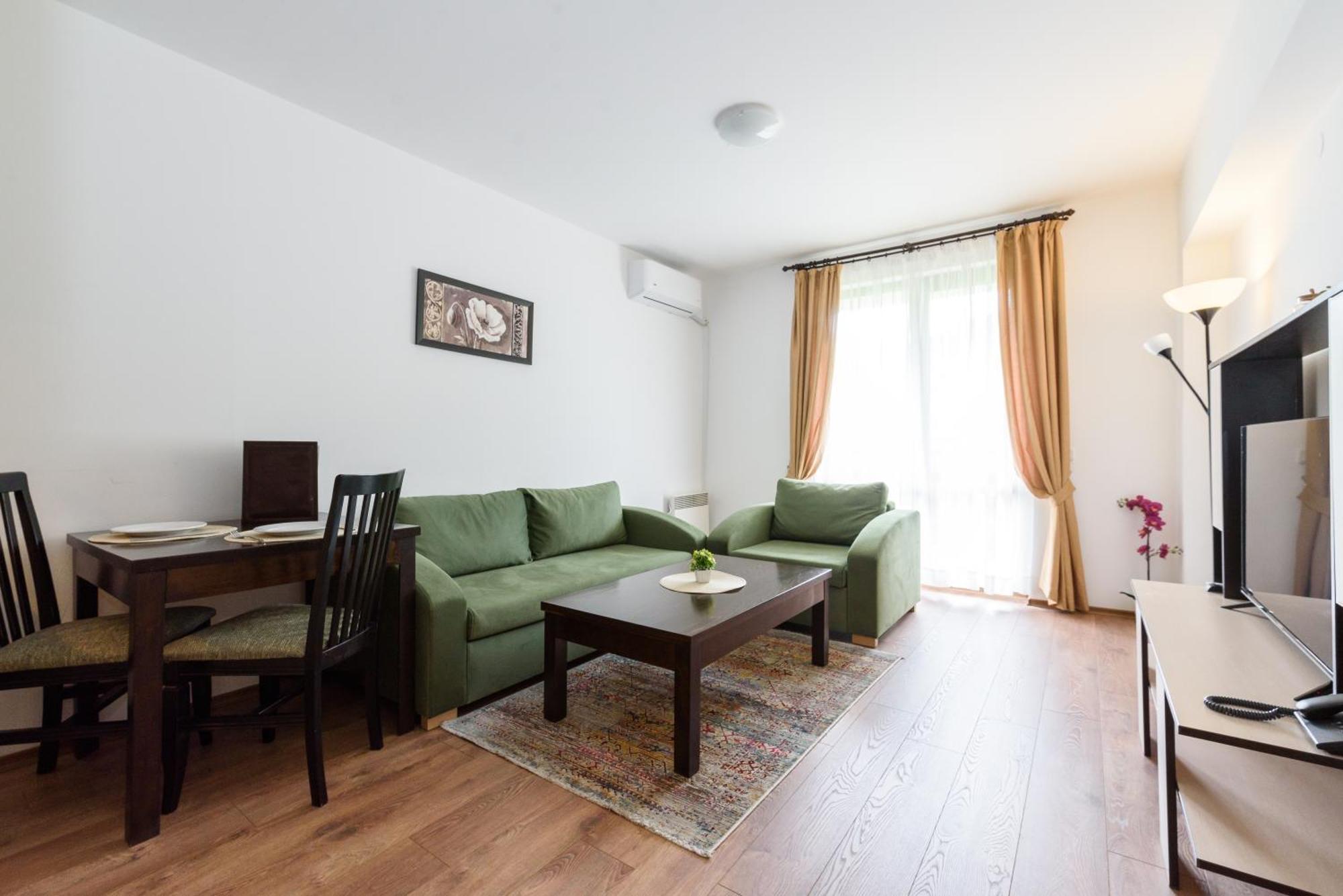 One-Bedroom Apartment,1588114690:JPEG