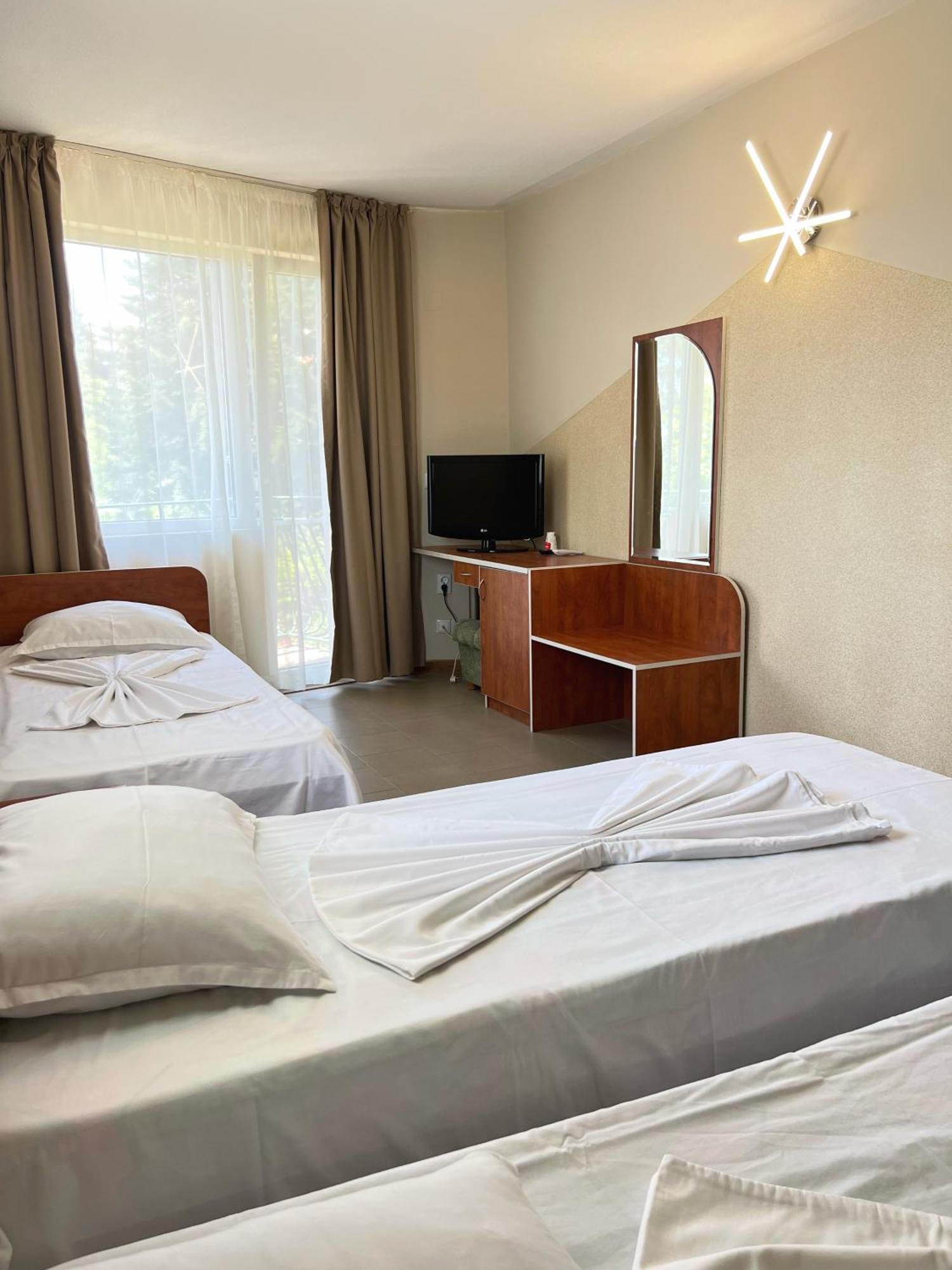 Triple Room,1596105748:JPEG