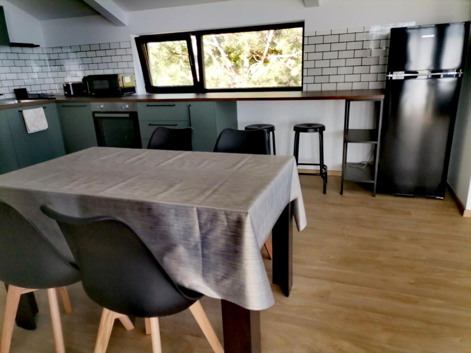 Three-Bedroom Apartment Sea View