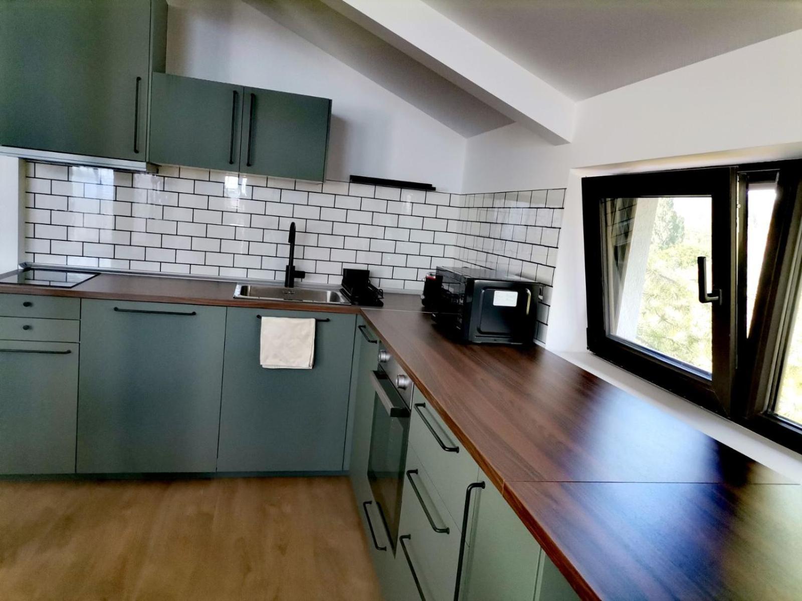 Three-Bedroom Apartment Sea View