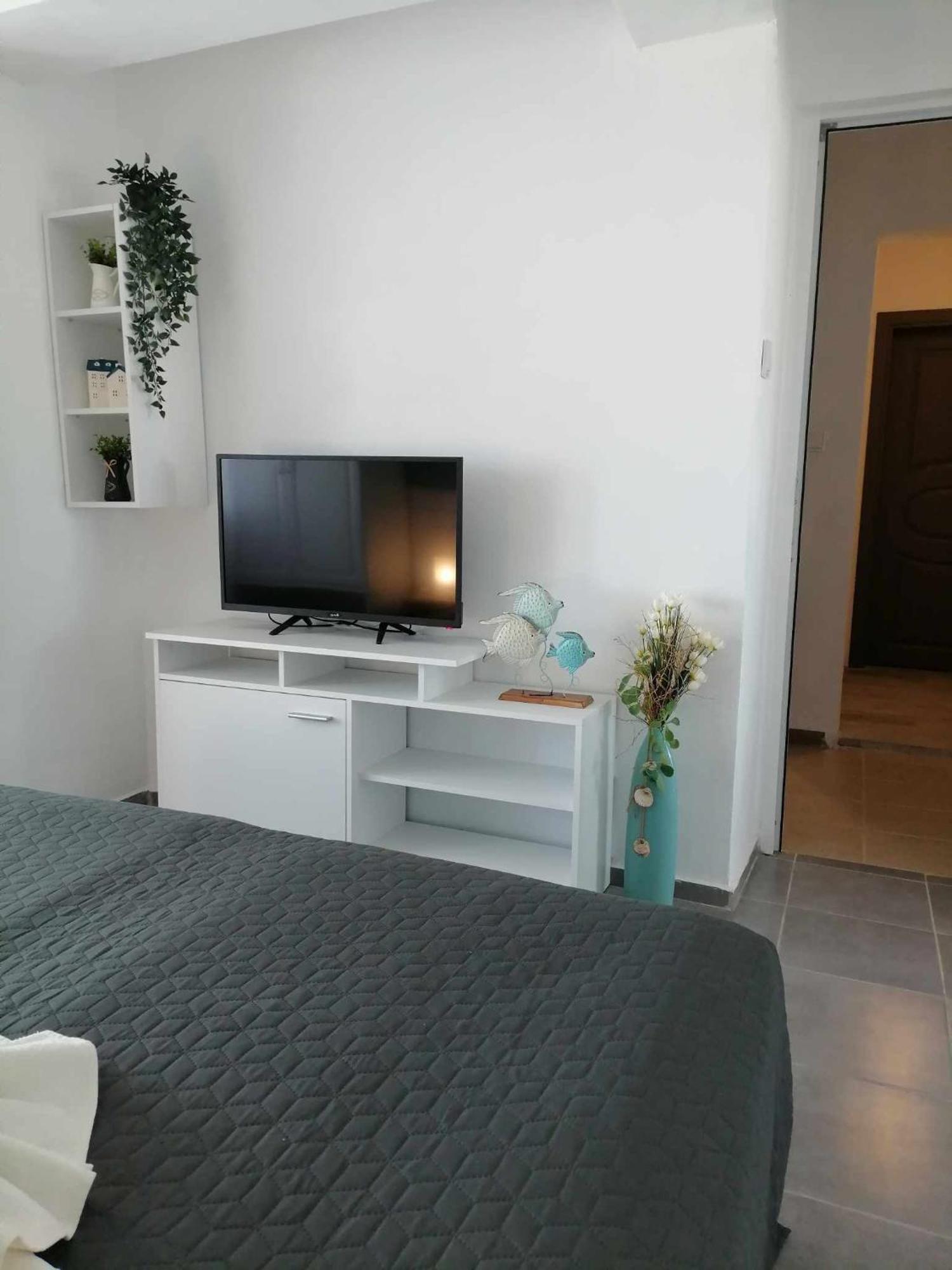 Two-Bedroom Deluxe Apartment Balcony