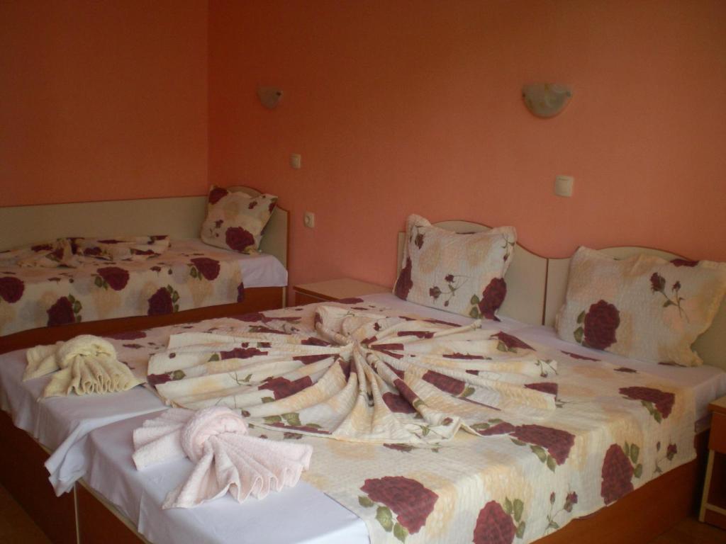 Dreibettzimmer mit Balkon