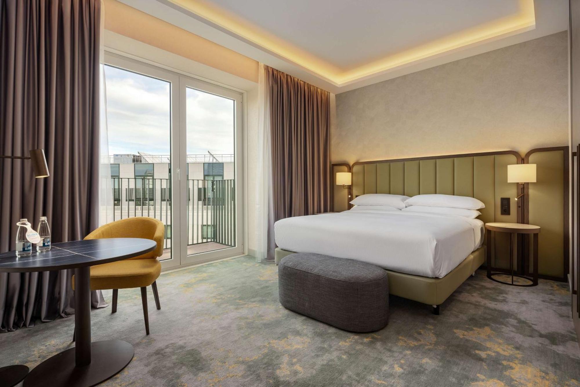 Penthouse Kamer met Kingsize Bed