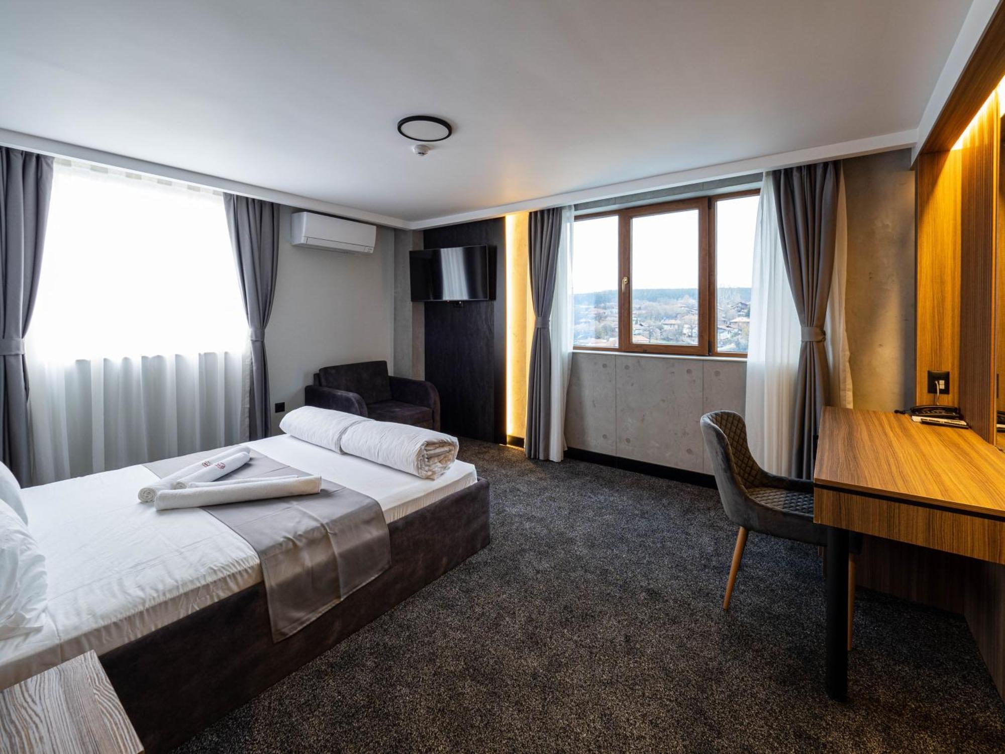 Superior Double or Twin Room,1631564937:JPEG