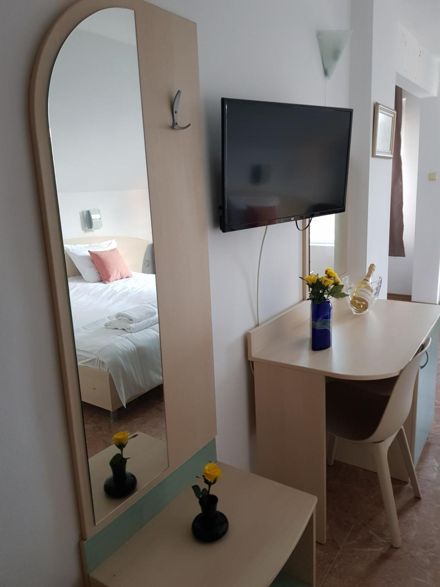 Triple Room City View