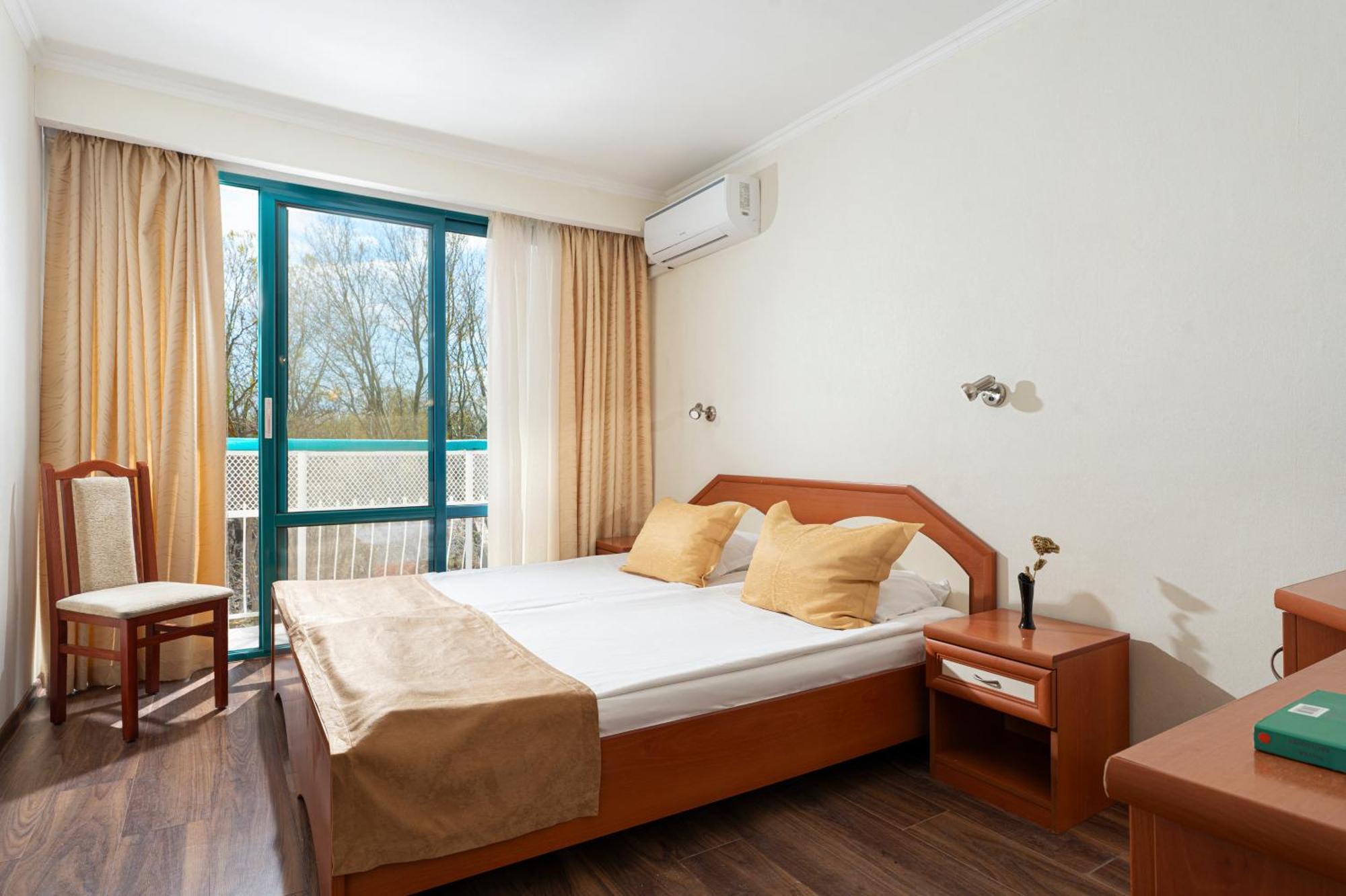 Double or Twin Room Balcony Street View