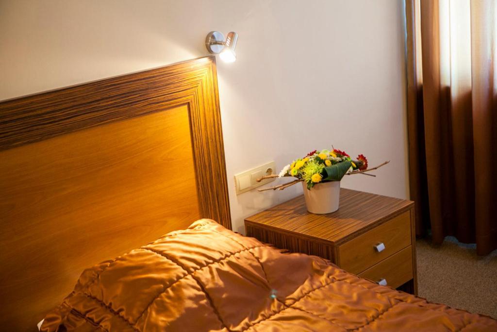 Budget Single Room