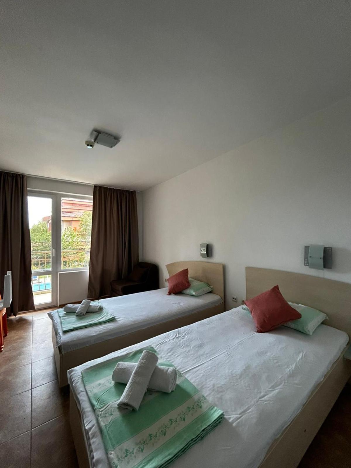 Double or Twin Room Garden View