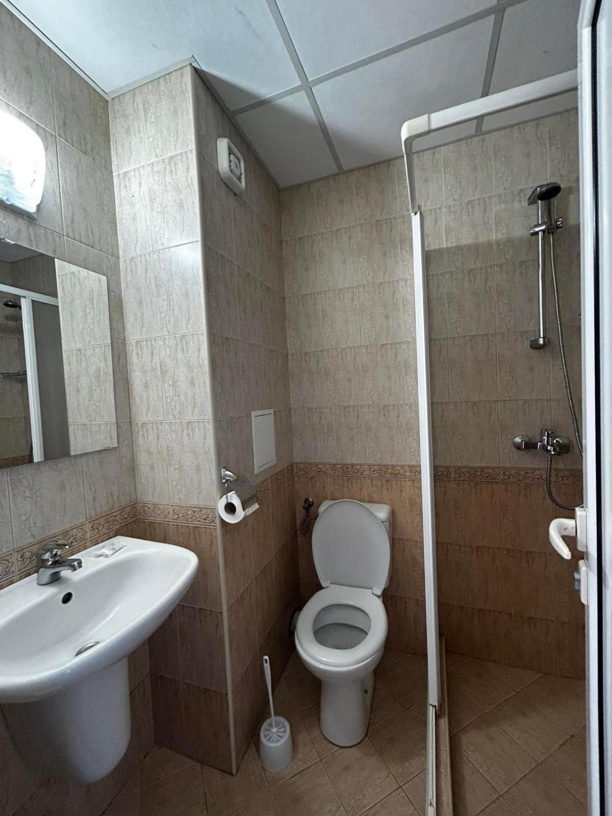 Double or Twin Room Garden View