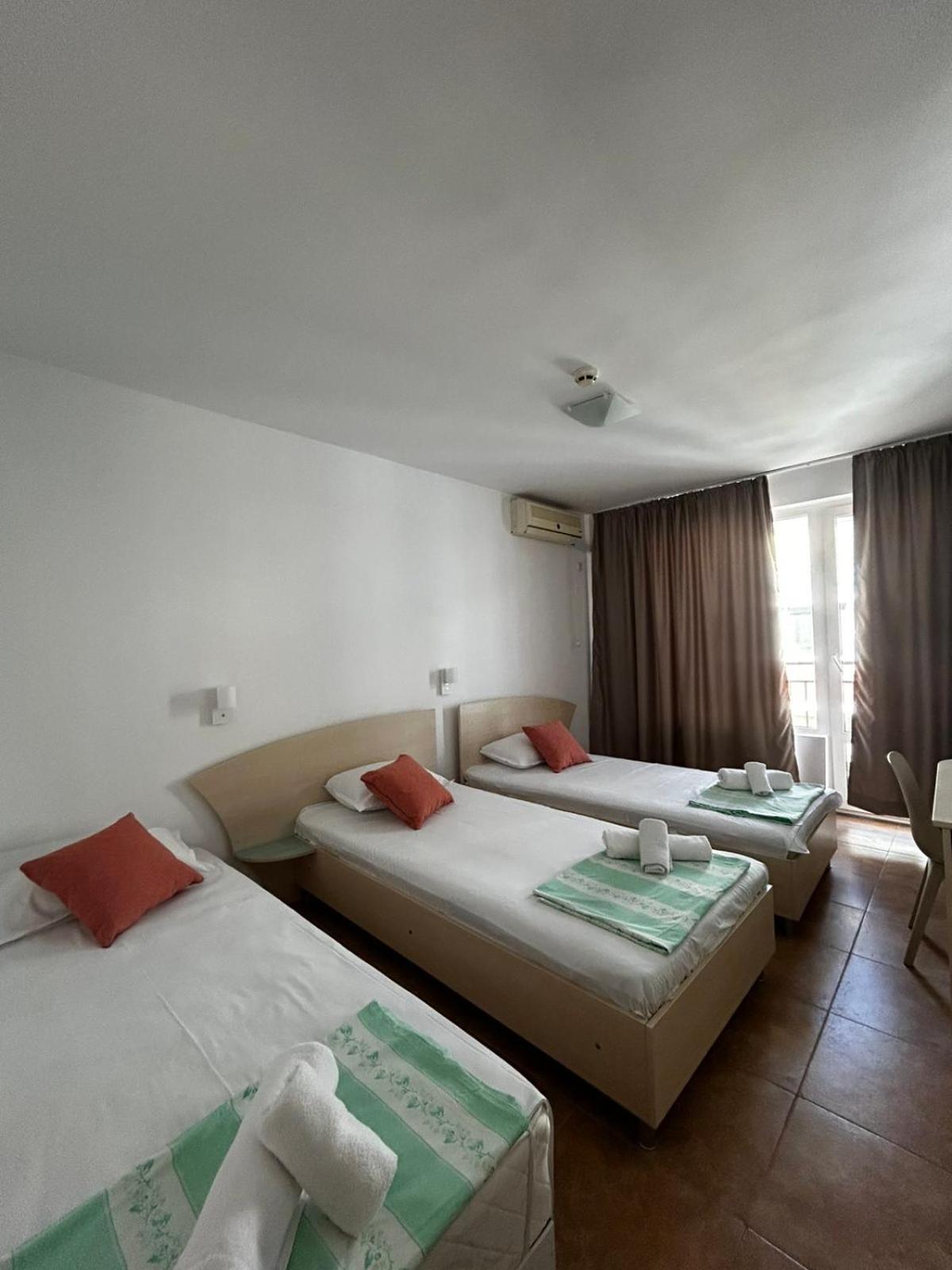 Triple Room City View
