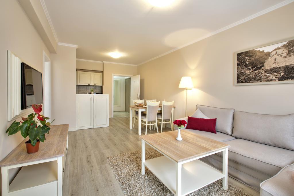 One Bedroom Suite