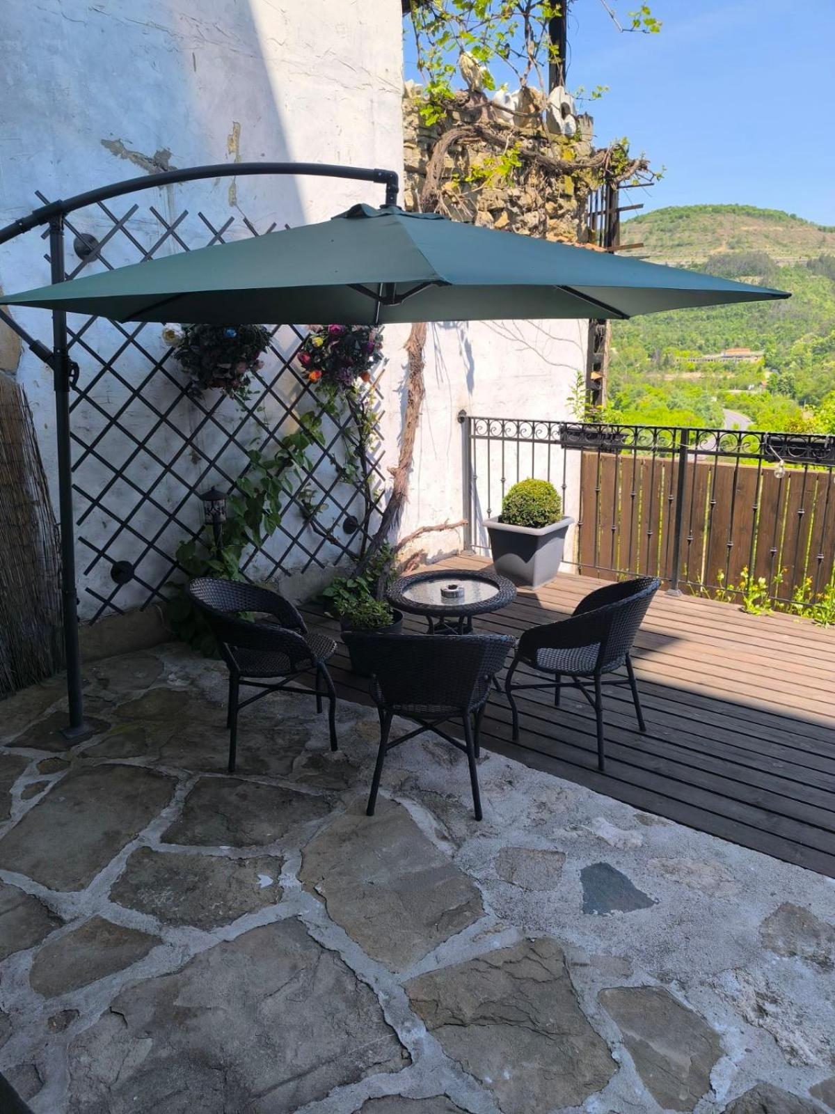 Studio Terrace