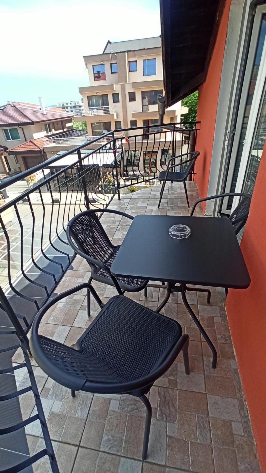 Studio Terrace