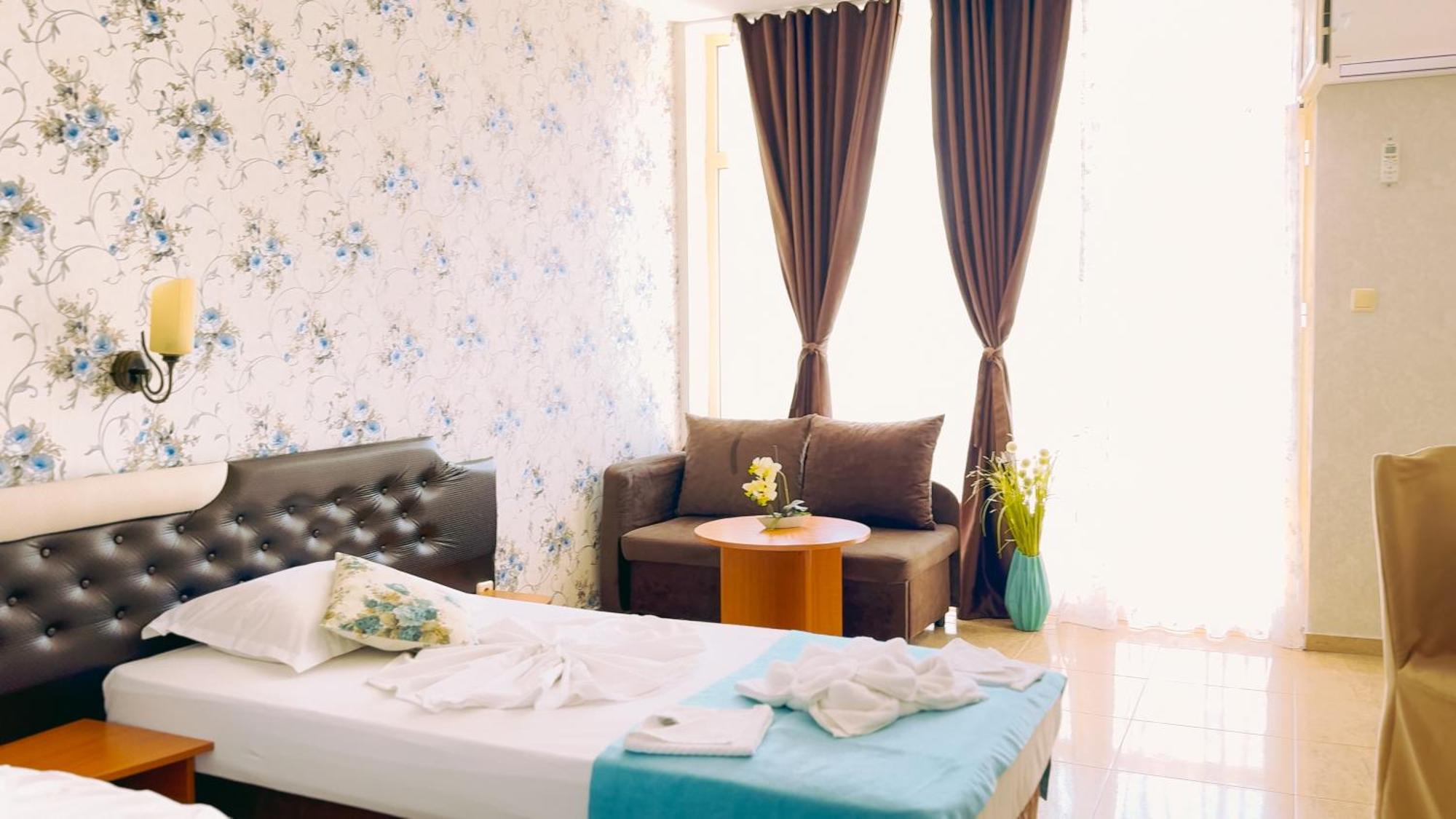 Chambre Double ou Lits Jumeaux avec Balcon