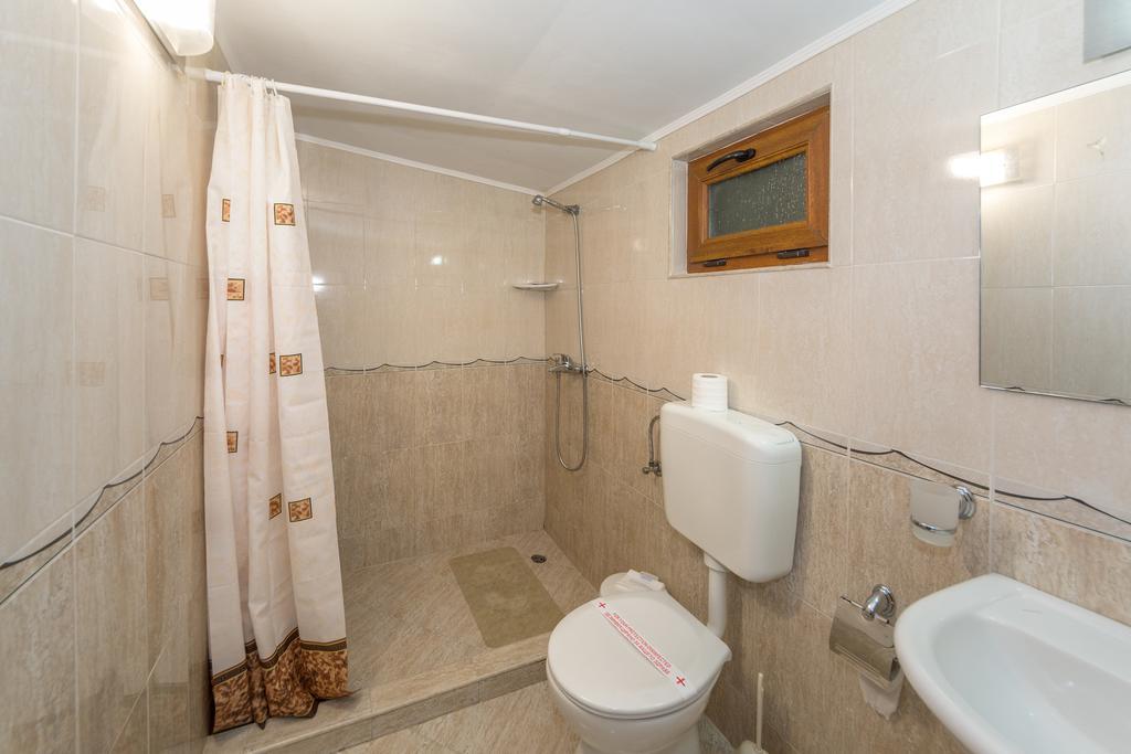 Habitación Doble Deluxe con patio - 2 camas