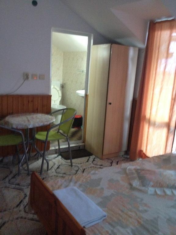 Cameră dublă cu balcon