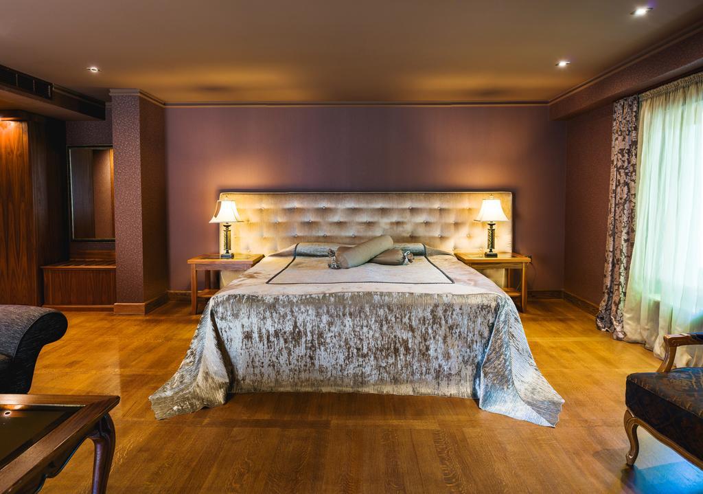 Superior Queen Room