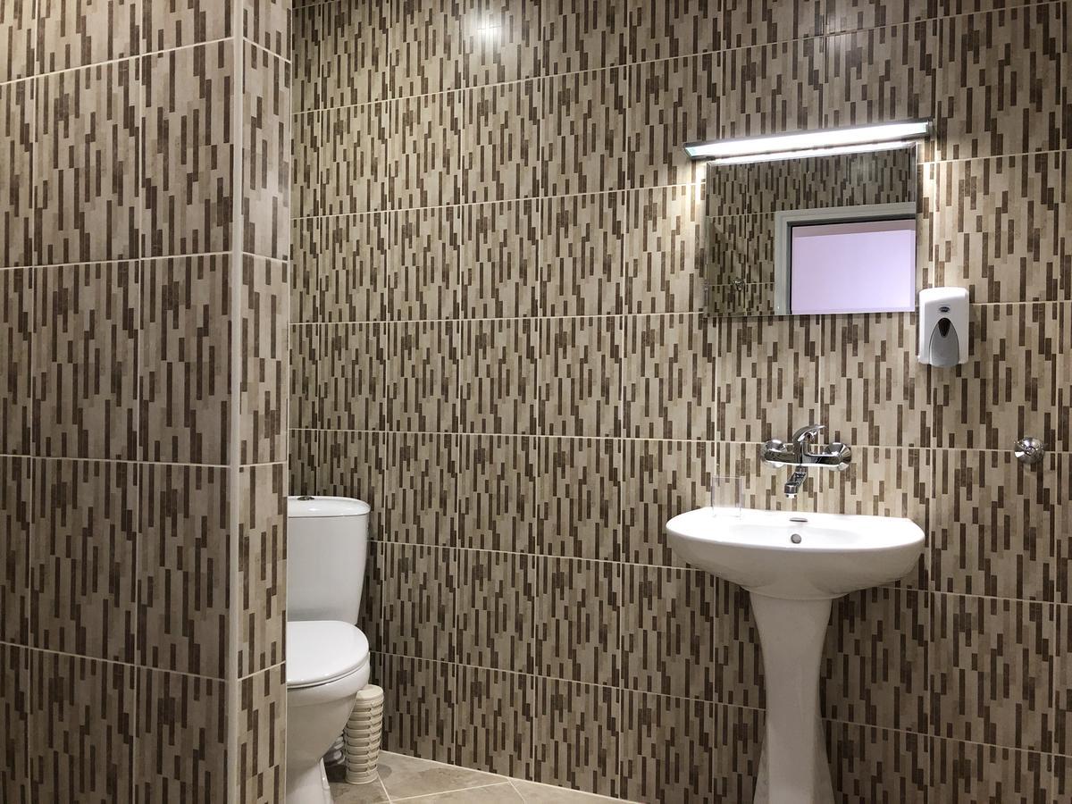 Family Room,520508034:JPEG