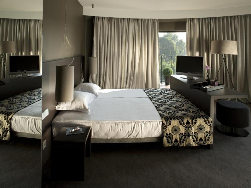 Middle Suite
