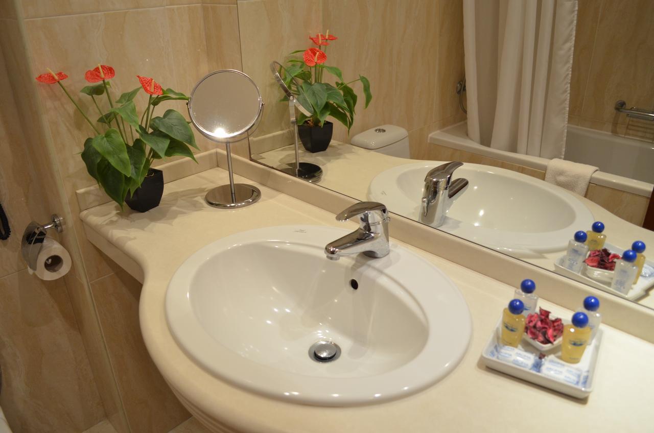 Deluxe Double Room,630553173:JPEG