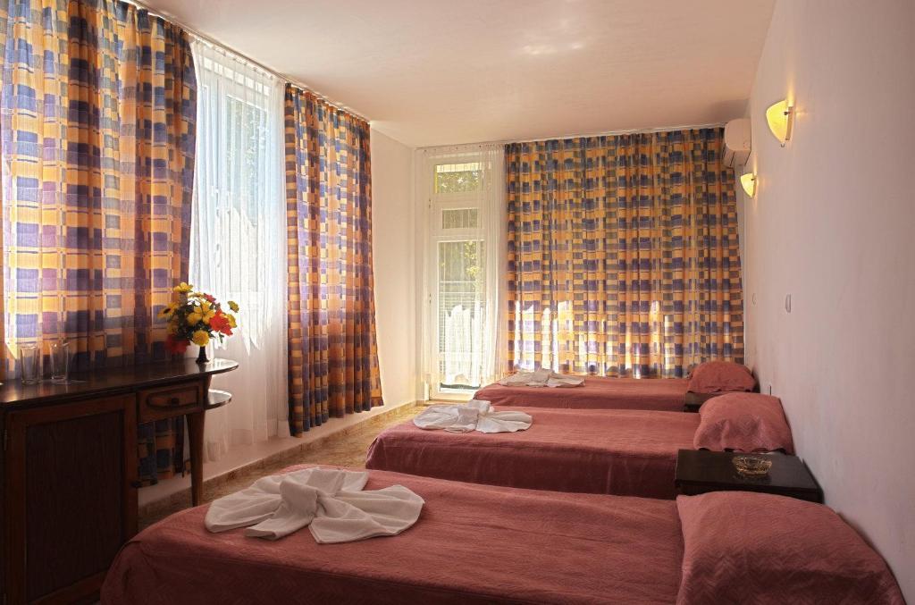 Double Room,65319199:JPEG