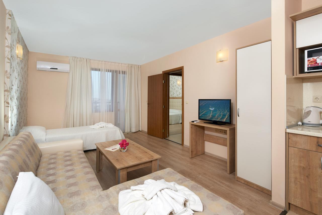 One-Bedroom Apartment,665493465:JPEG