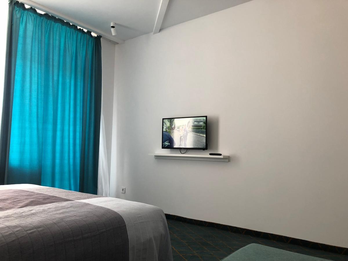 Doppelzimmer mit seitlichem Meerblick